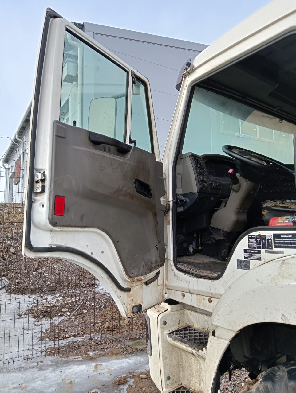 КамАЗ 53504 6x6 Седельный тягач 2022 г. - фото 3